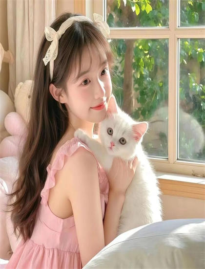 《全能兼职系统,开局钓上行李箱》故事脉络梳理必看的：主线与支线情节完整解读，票房冠军